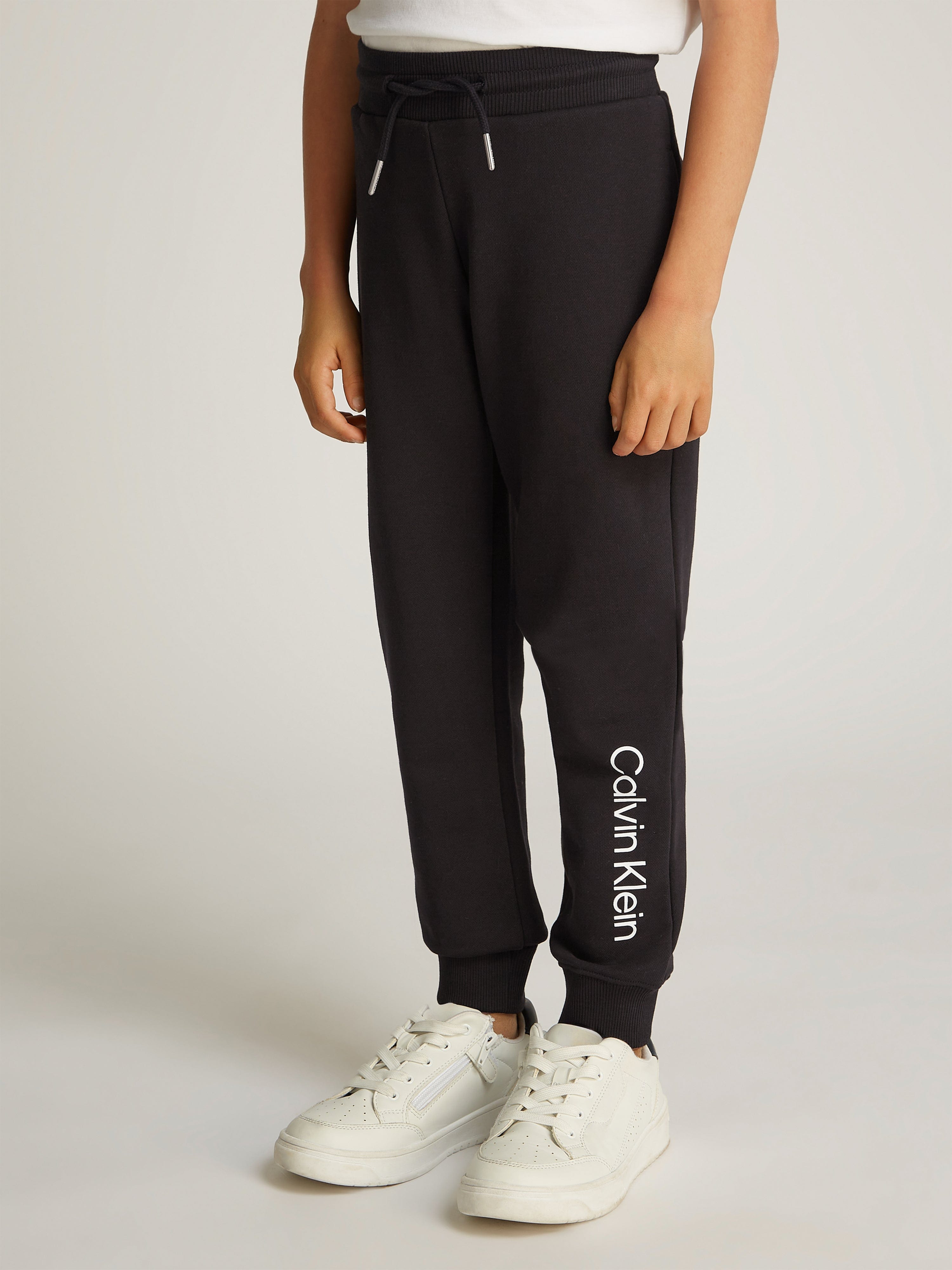 Calvin Klein Calvin Klein Kids Logo Regular Joggers in Black