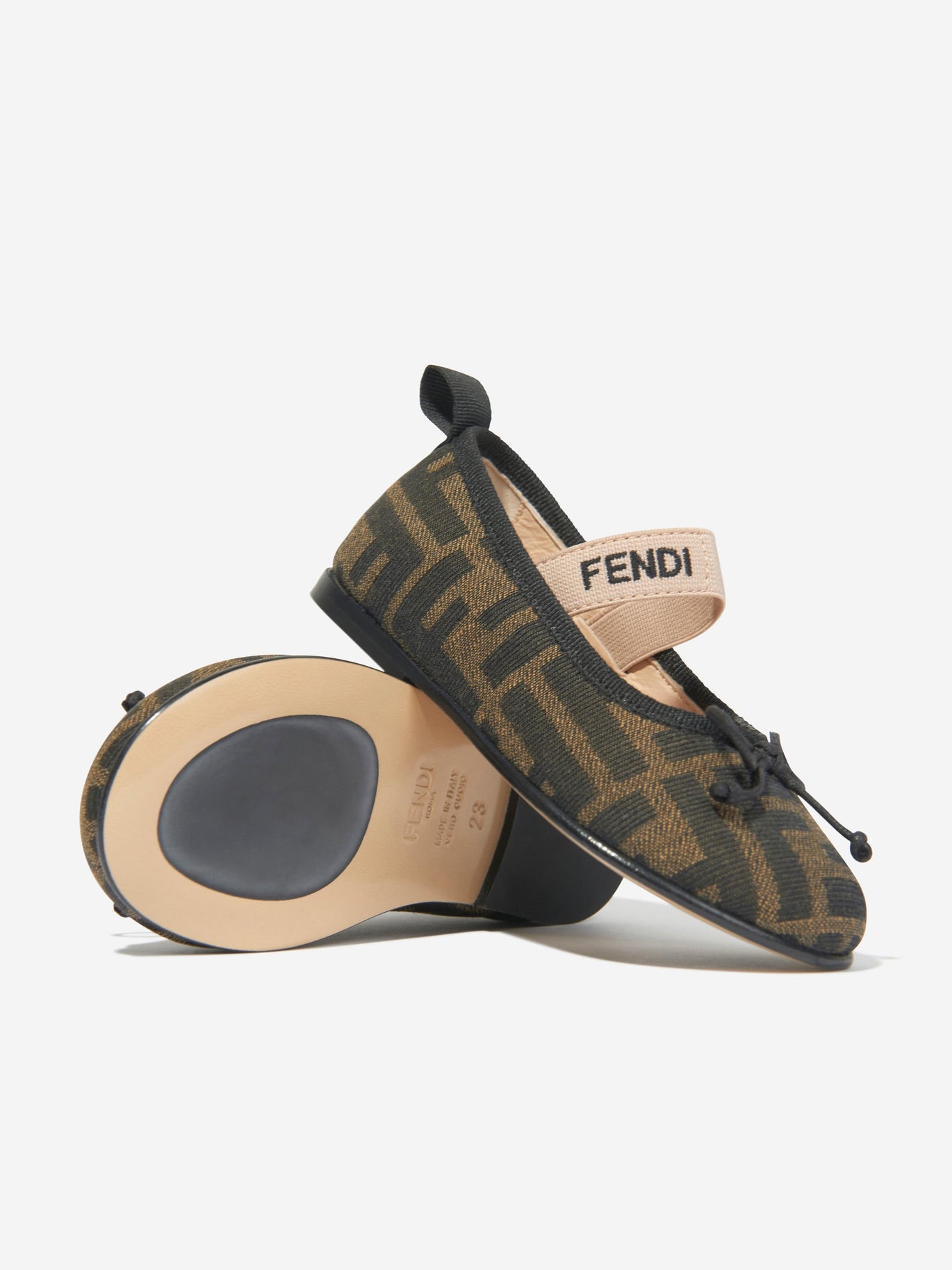 Fendi Girls Shoes In Brown