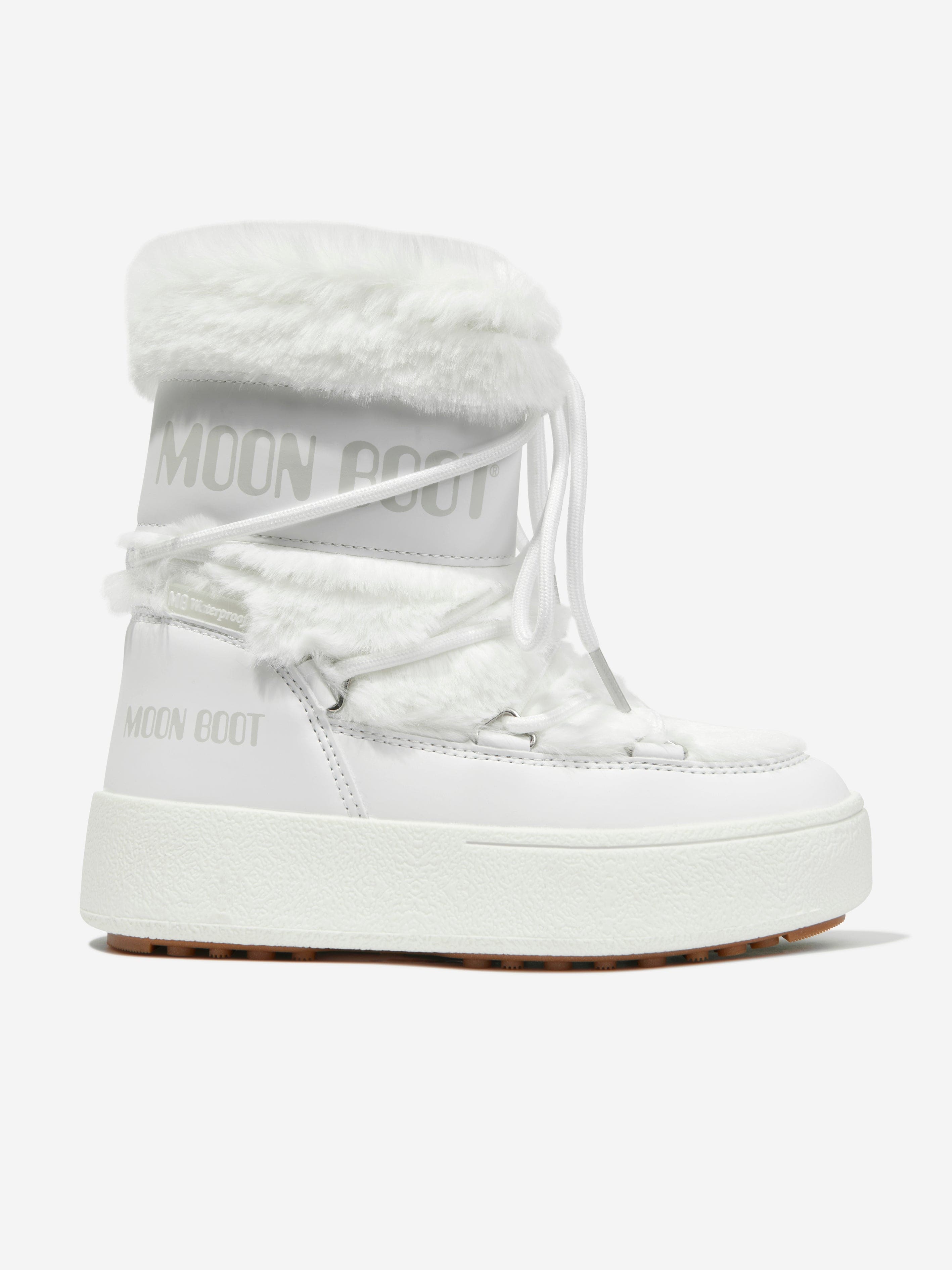 Snow white boots deals