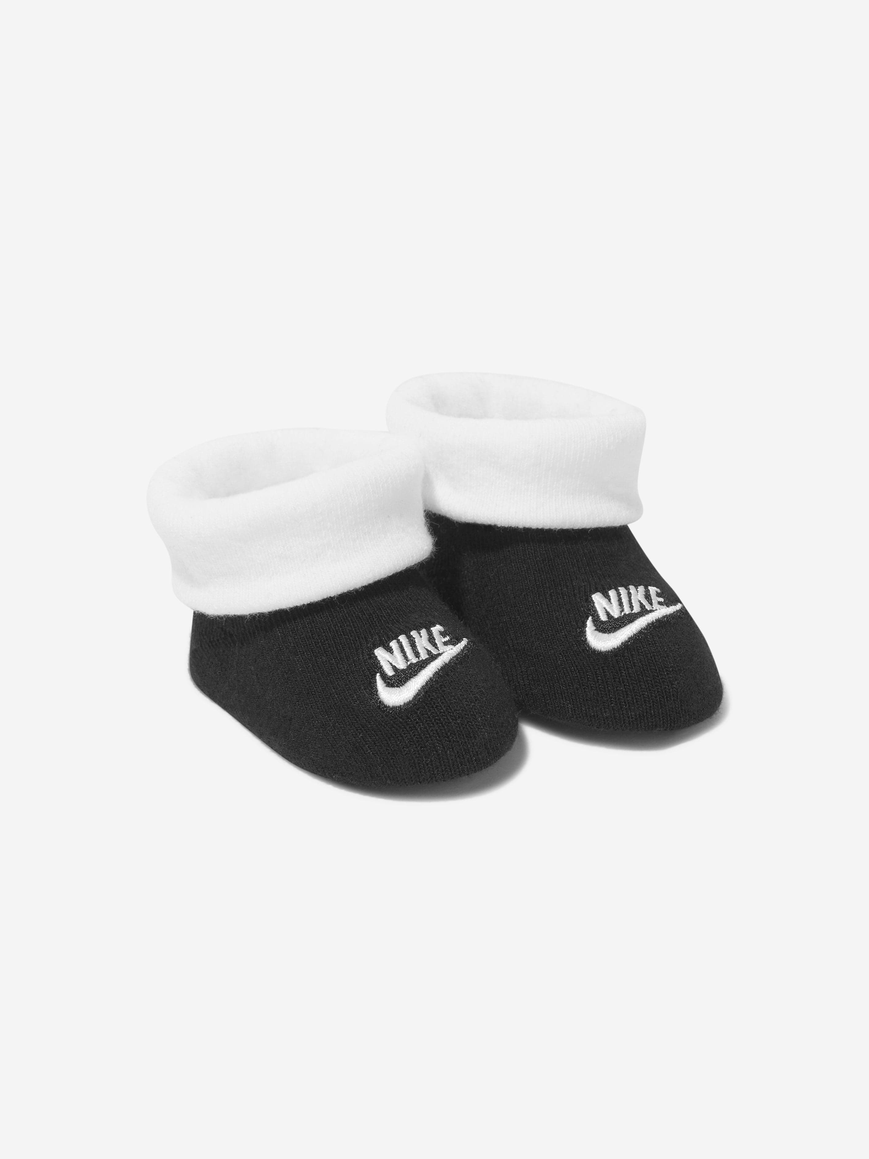 Nike Nike Baby Boys Futura Hat And Booties Set in Black