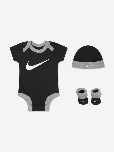 Baby onesies nike sale