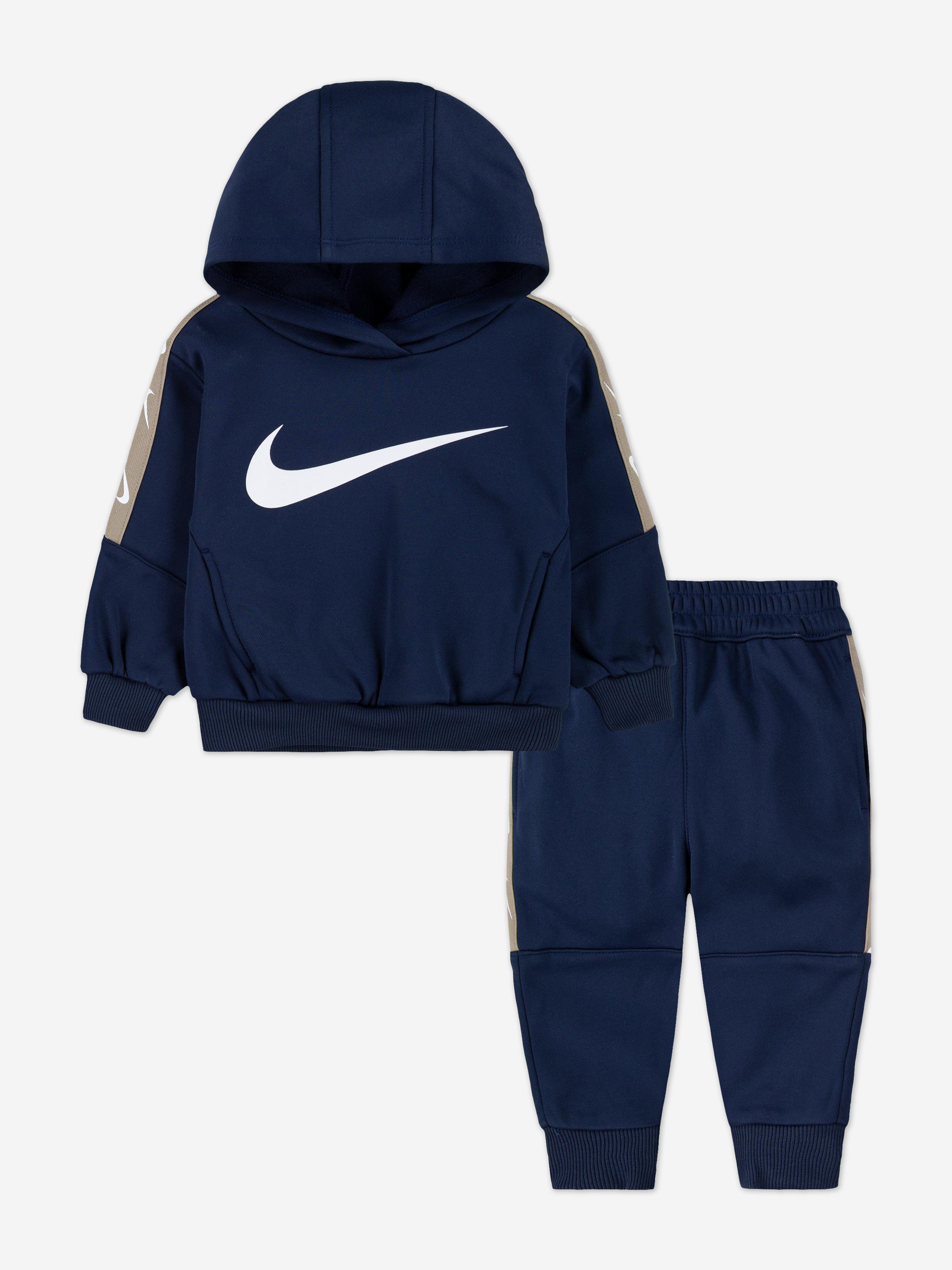 Nike velour tracksuit deals