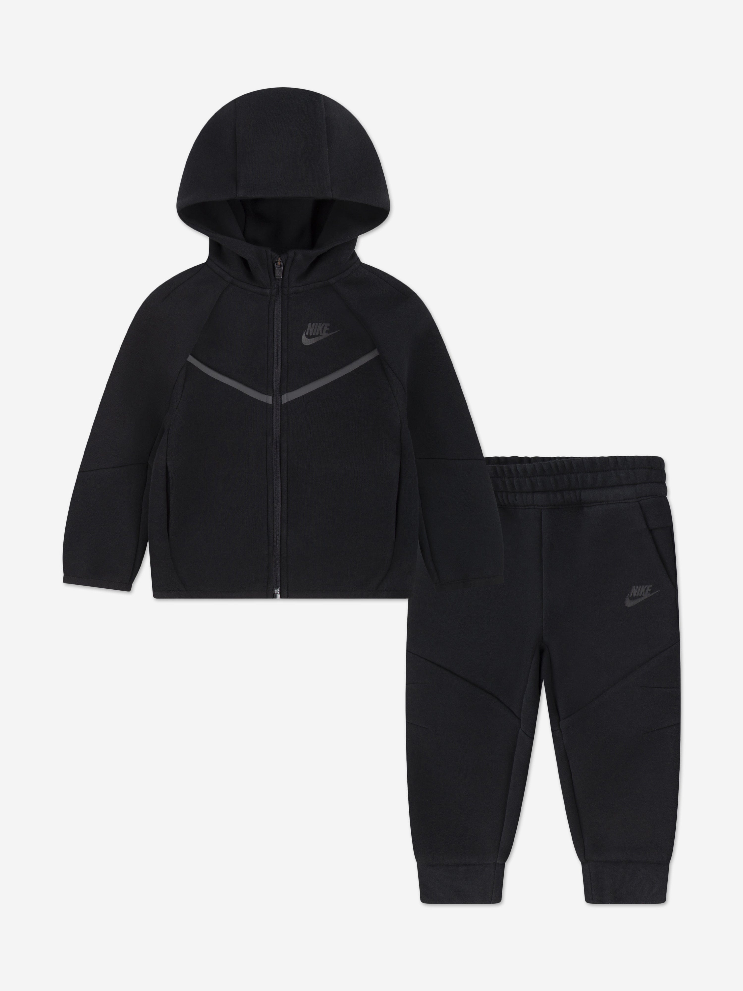 NIKE Tech Fleece セットアップ ブラック Sサイズ　テック　UK Nike Kids NSW Tech Fleece Tracksuit in Black | Childsplay Clothing UK