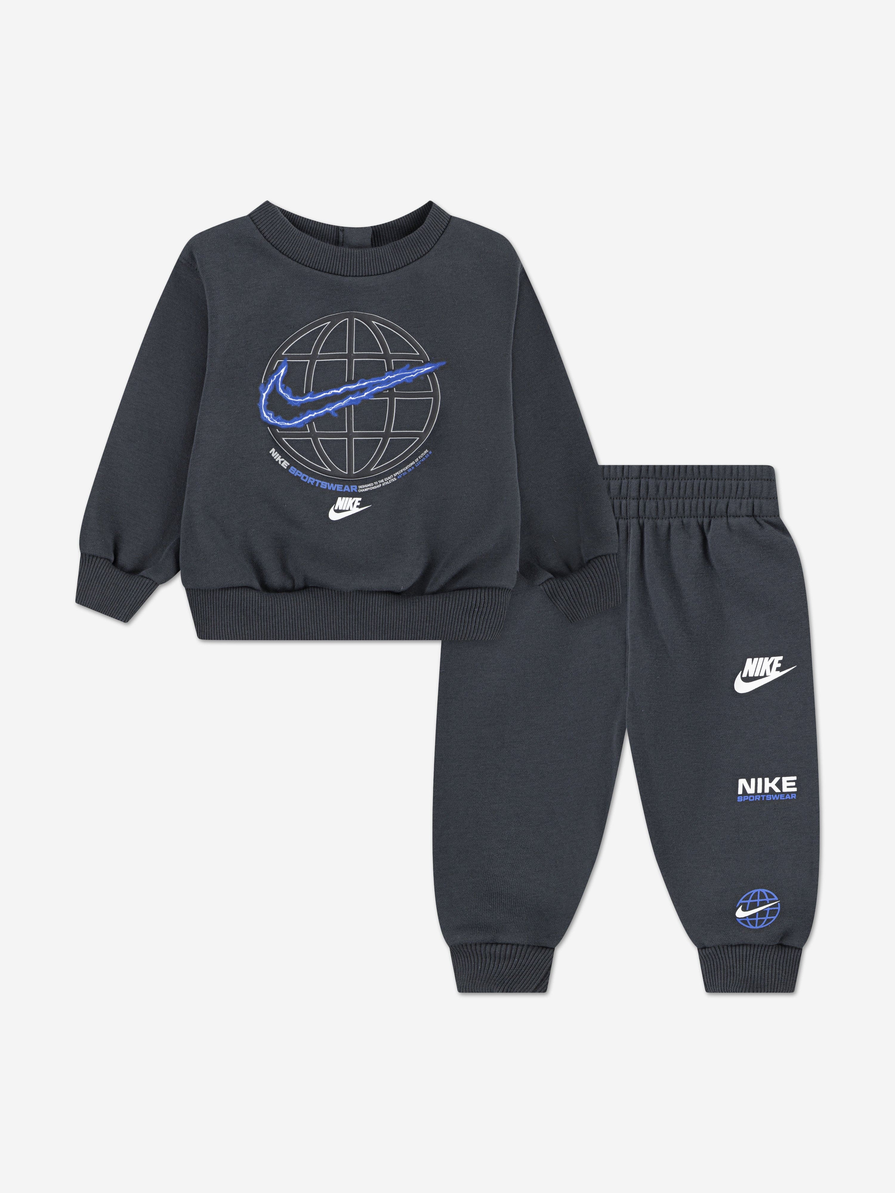Nike Boys NSW Fleece Tracksuit in Grey
