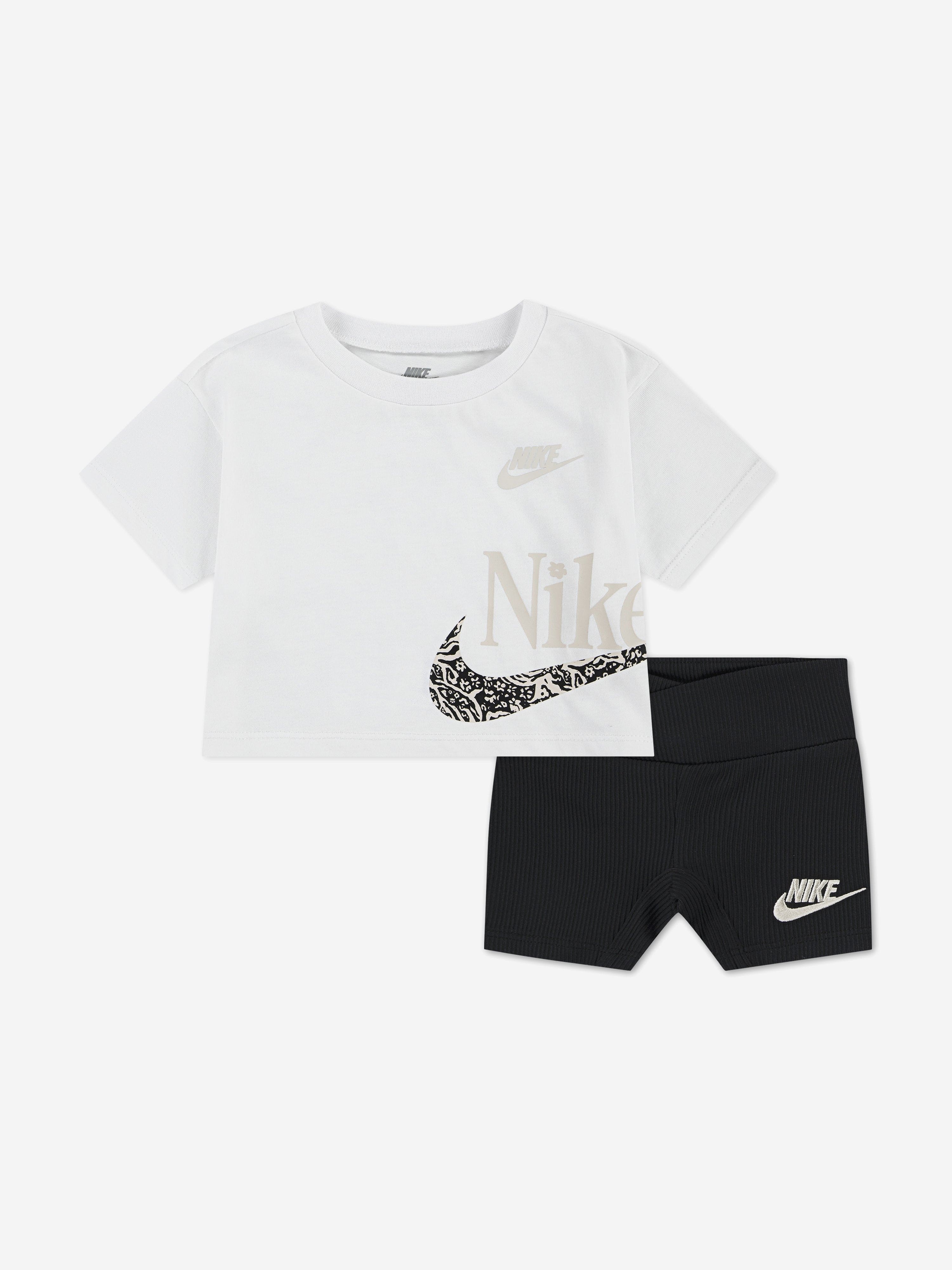 Nike Baby Girls Wild Flower T-Shirt and Shorts Set in Black