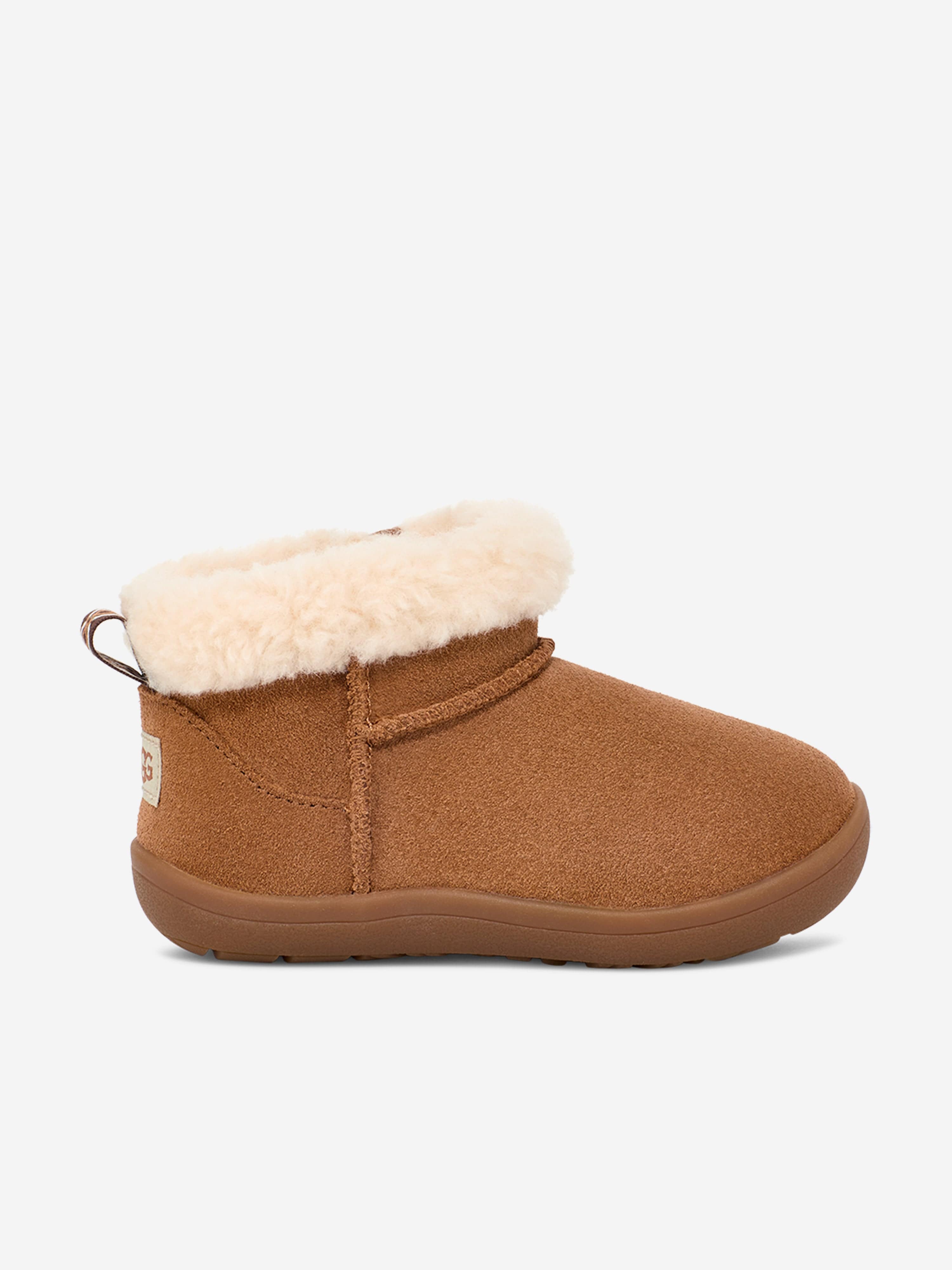 UGG Girls Kinsey Boots in Brown Childsplay Clothing