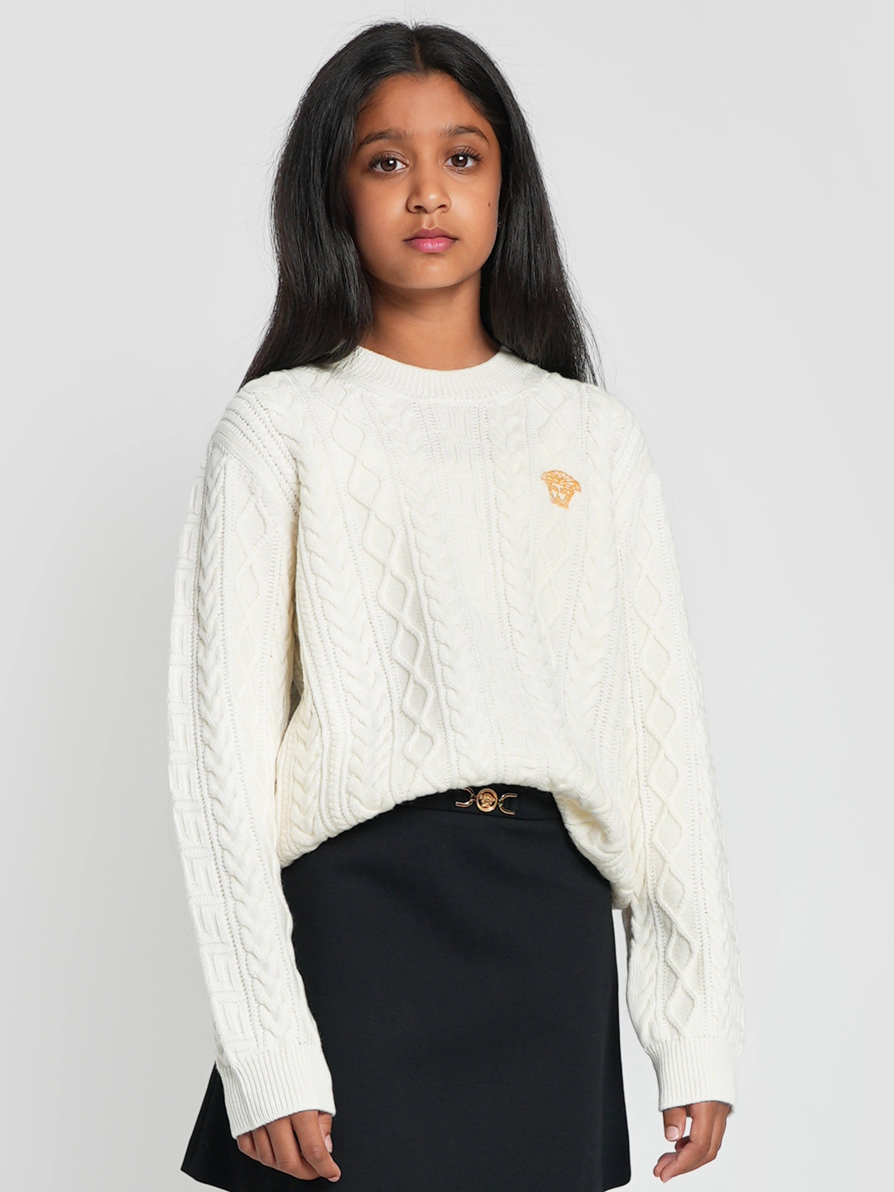 Fine cable knit jumper deals