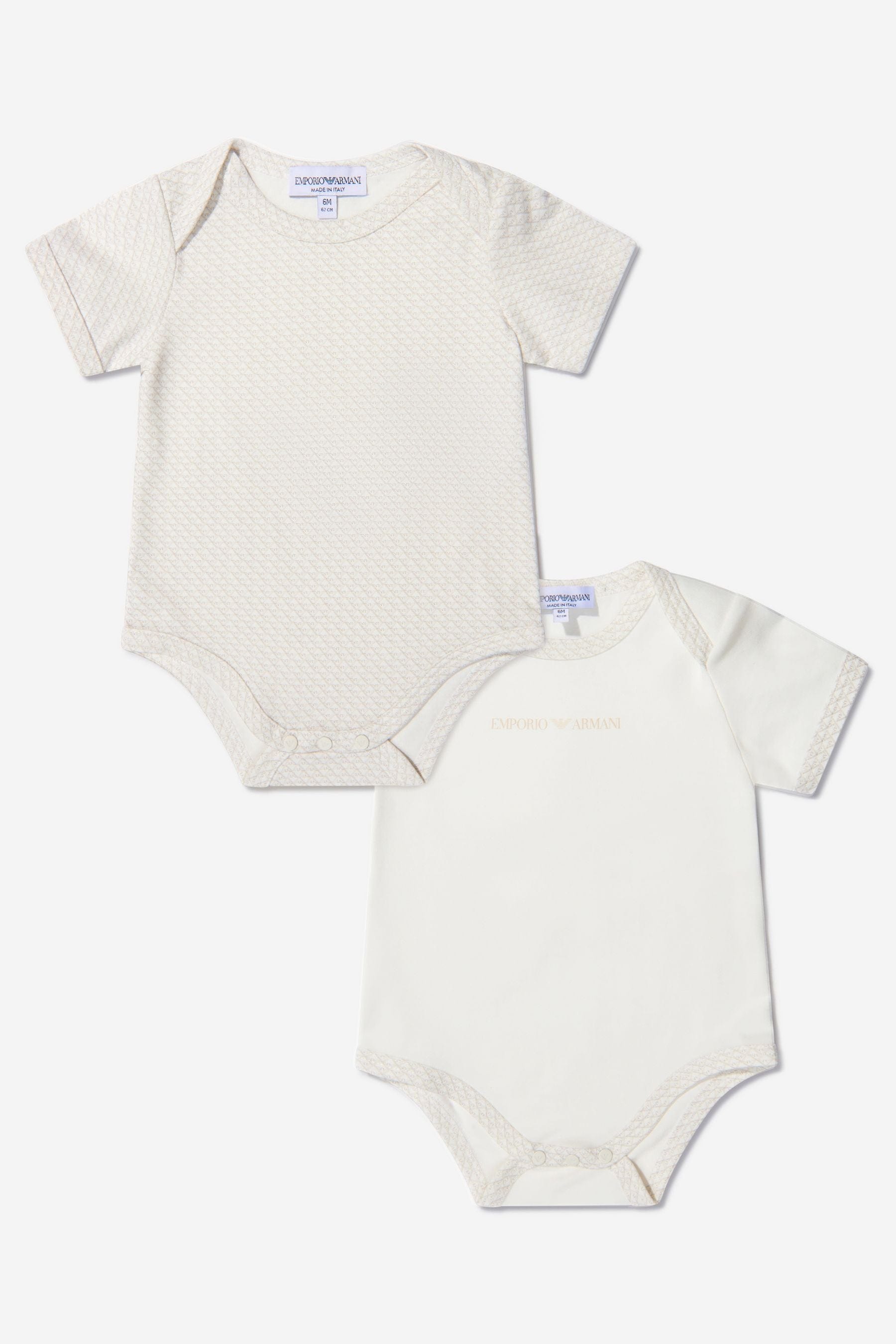 https://www.childsplayclothing.co.uk/cdn/shop/products/EMPORIOARMANI_T81071_1.jpg?v=1675859895